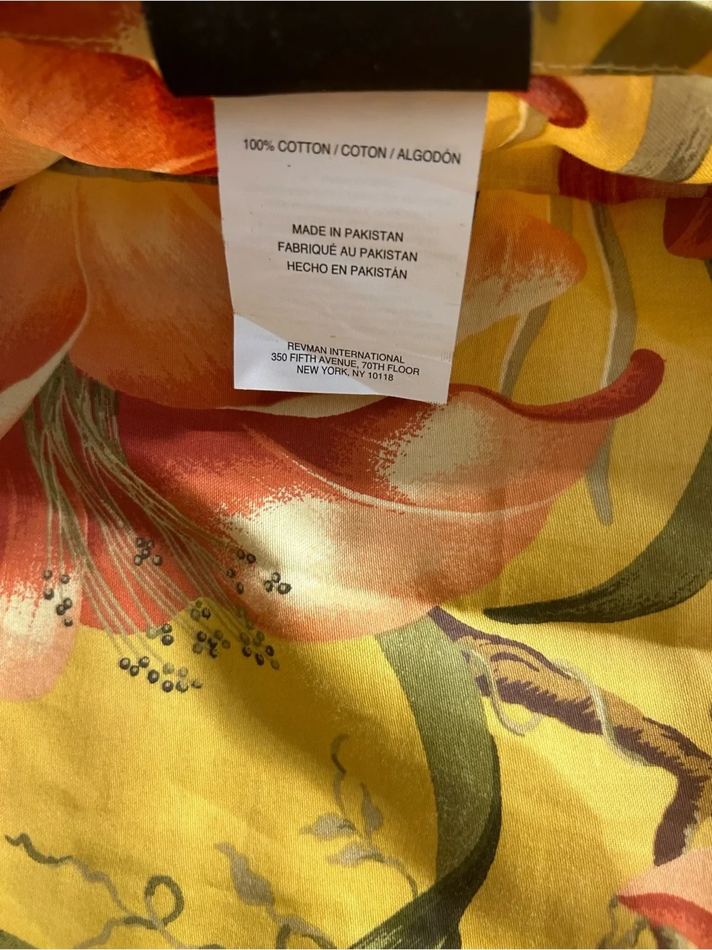 TOMMY BAHAMA HOME TROPICAL LILY KING SIZE ISLAND-INSPIRED VINTAGE PILLOW SHAMS